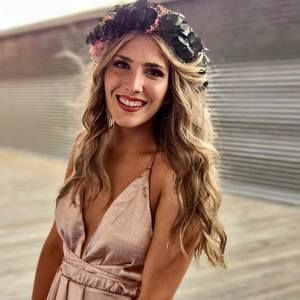 Meet your Posher, Vanessa